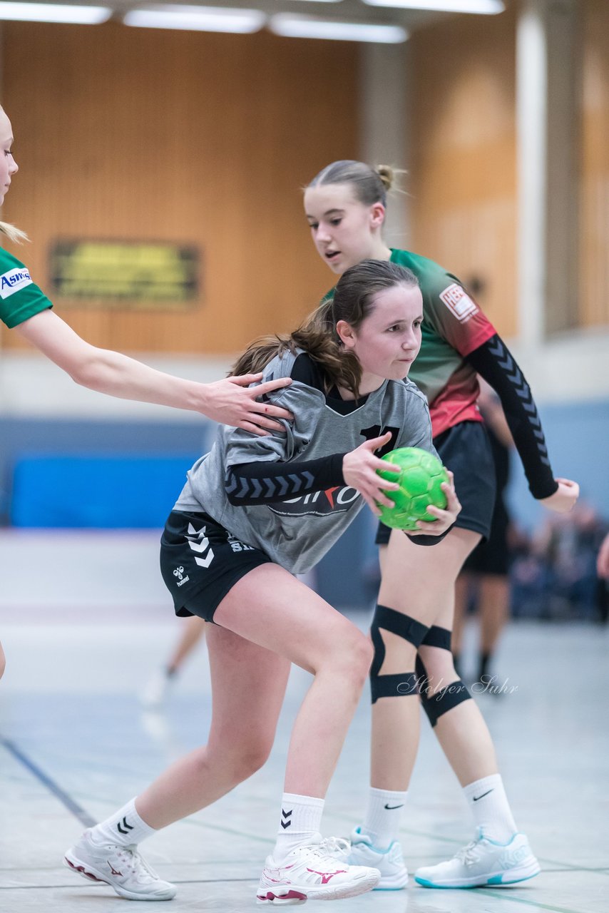 Bild 207 - wCJ HSG Kremperheide/Muensterdorf - HSG Marne/Brunsbuettel : Ergebnis: 22:10